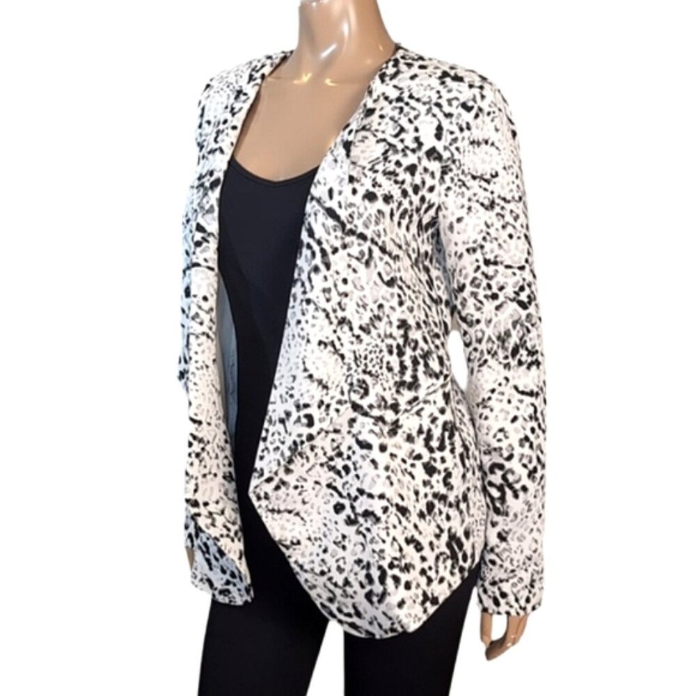 Le Chateau Animal Print Blazer Jacket Medium White Black Draped Open Front